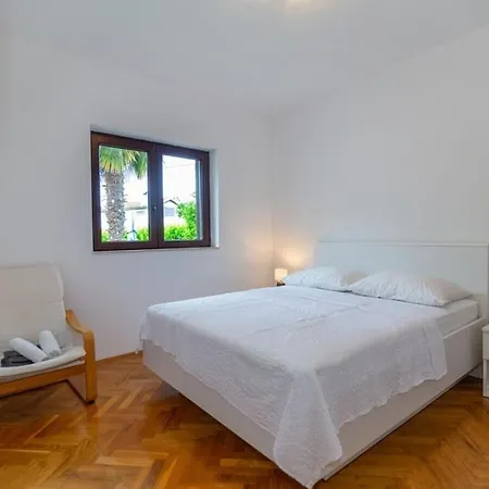 With 2 Bedrooms Apartamento *