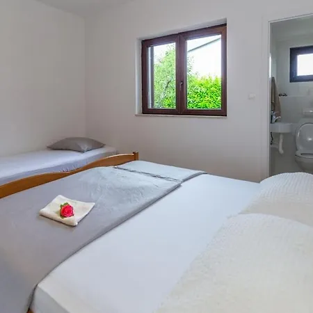 Apartamento With 2 Bedrooms