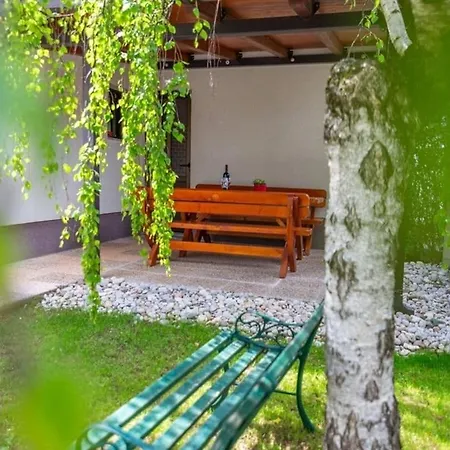 With 2 Bedrooms Apartamento *
